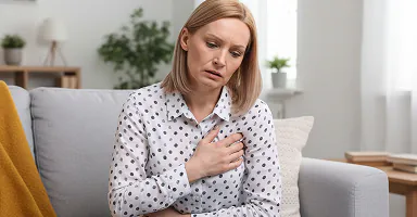 Atemnot bei Belastung als häufiges Symptom von Bluthochdruck